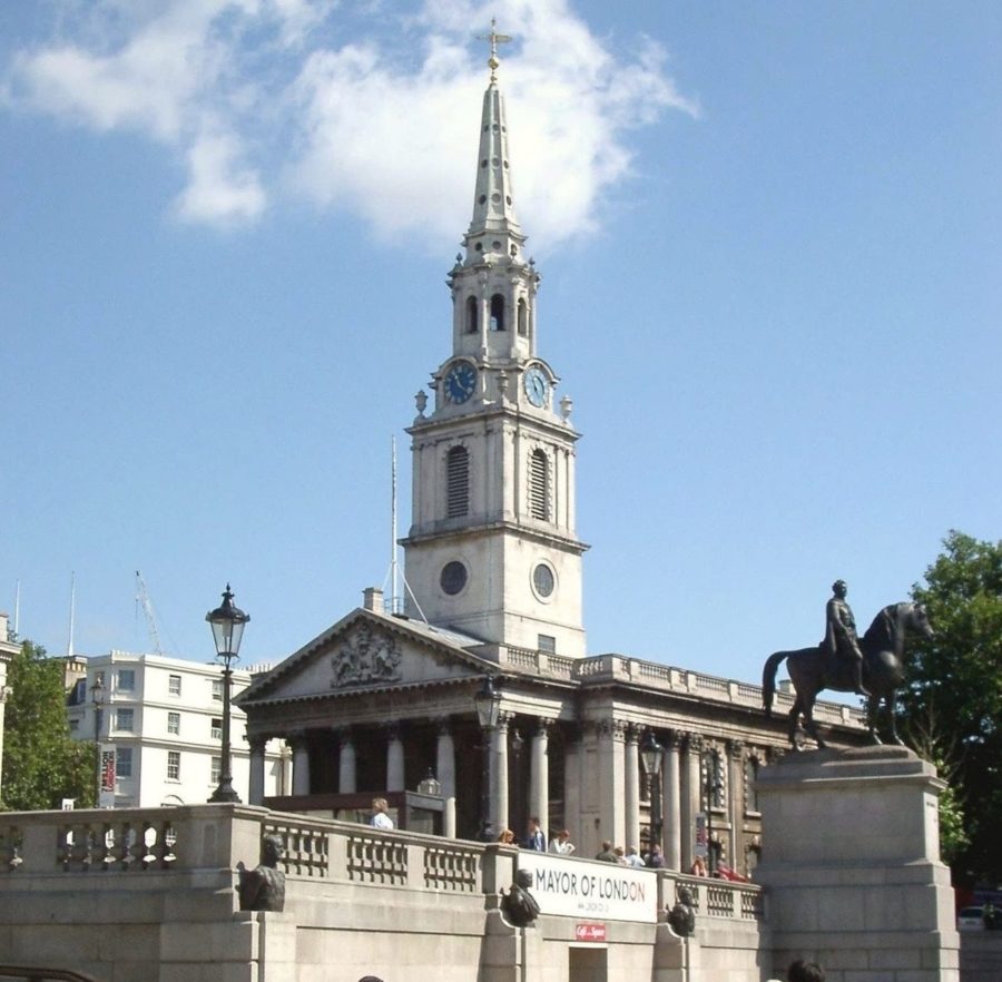 Trafalgar Square Lions and Trafalgar Square attractions