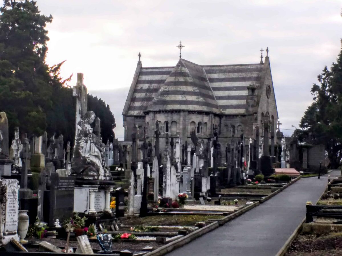 Visiting Glasnevin Cemetery Museum and Graveyard Dublin