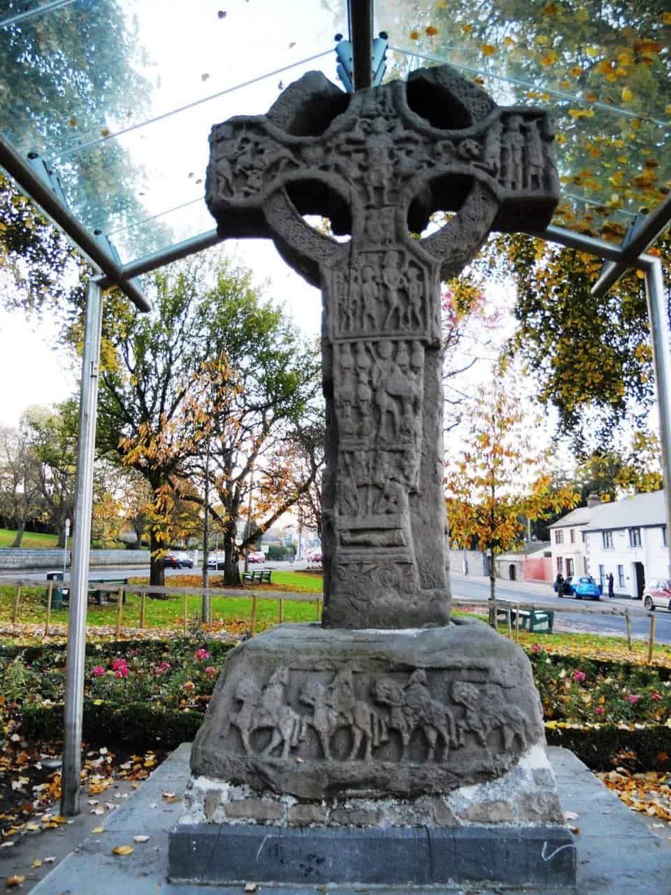 Irish Celtic Crosses– 16 Important Celtic Cross sites in Ireland