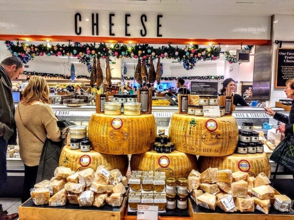 London: Cheese Walking Tour with Tastings