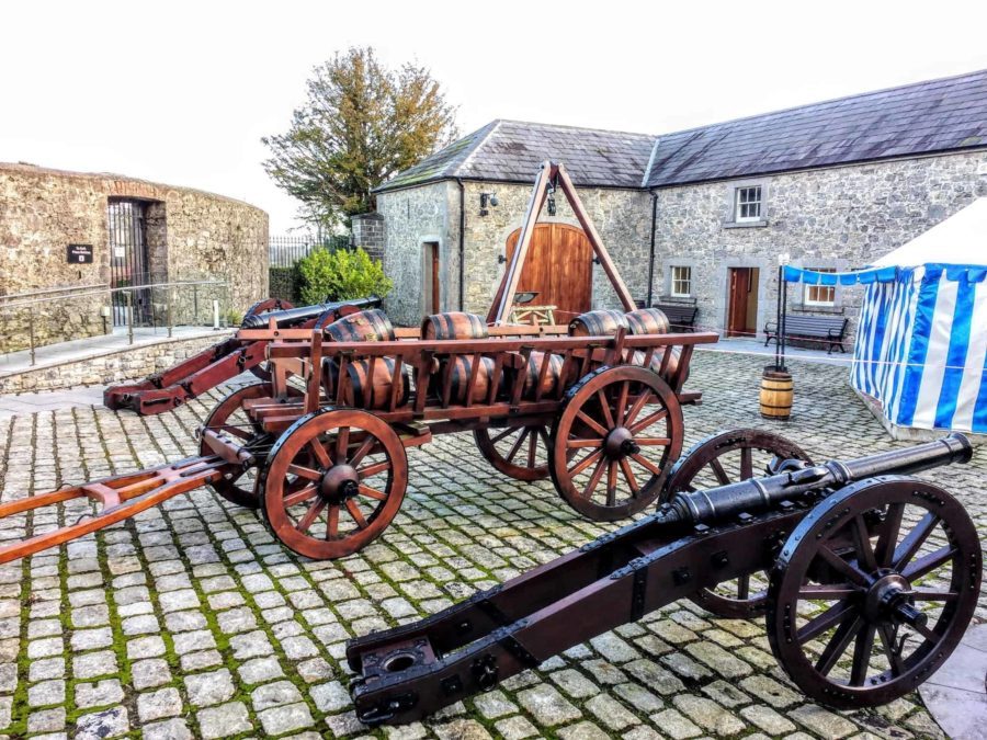 display outside the Battle of the Boyne Museum