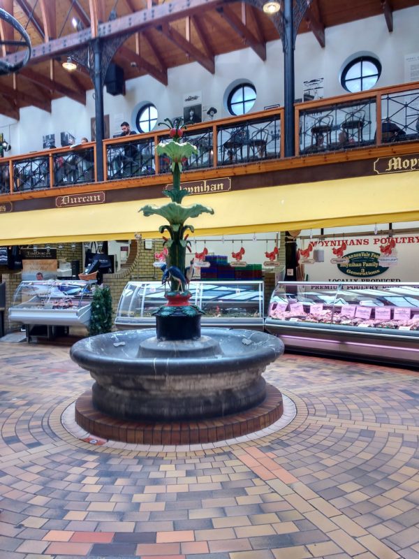 the fountain that survived the fire at the market