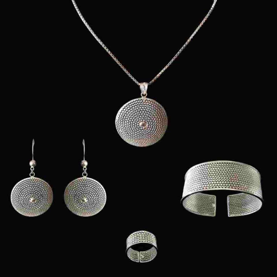 beautiful filgreed silver jewellry made in Lefkara Cyprus