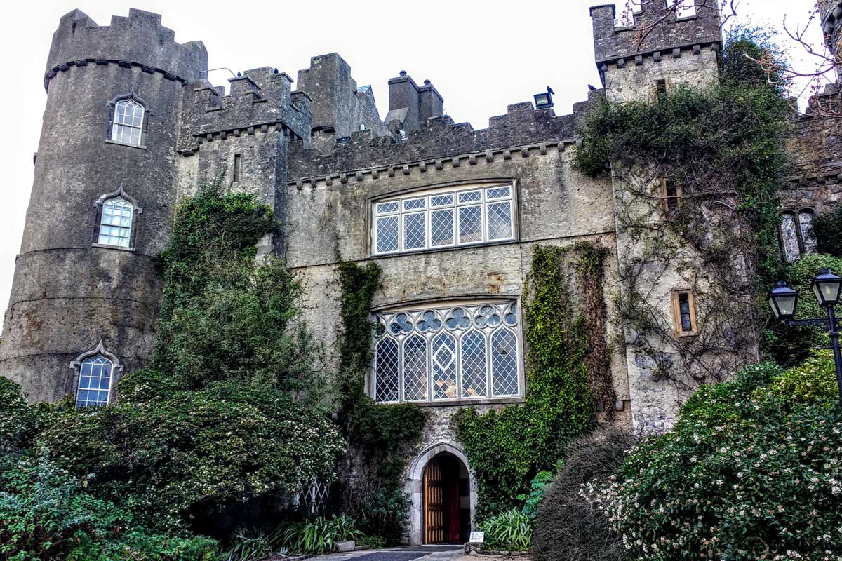 33 Spectacular Castles in Ireland and some are hotels