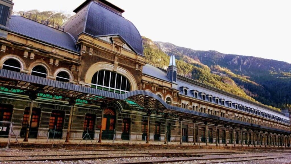 Canfranc Estación