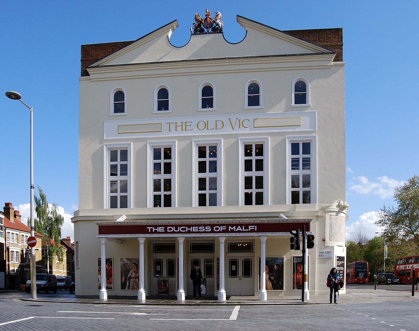 famous-theatres-in-london-and-unique-pub-theatres