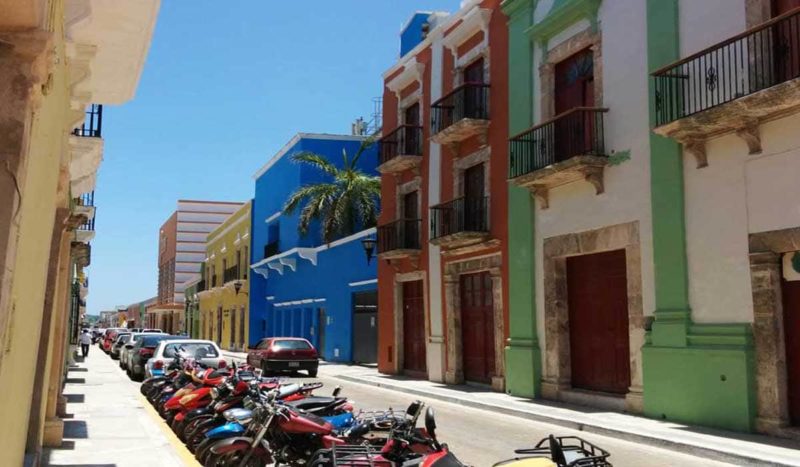 a stroll down Campeche's colourful streets