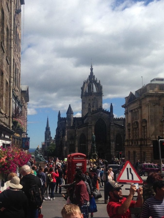 my one day trip to Edinburgh the streets of this beautiful city - visit Edinburgh