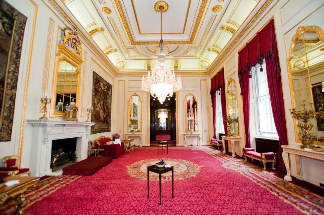 the stunning hall used in the filming of Downton Abbey for Lady Rose's coming out ball