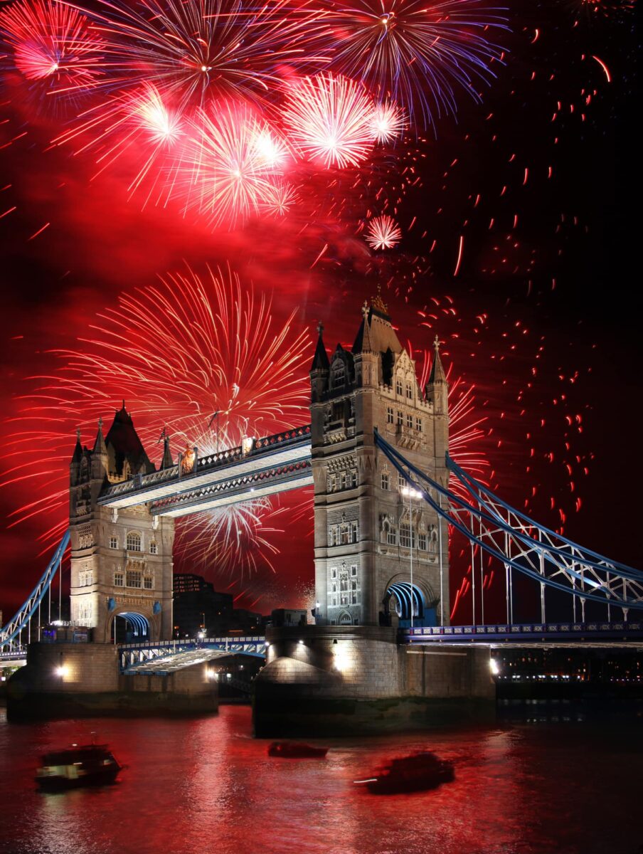 Guy Fawkes, Bonfire Nightcelebrations in London. Fireworks above Big Ben and Houses of Parliament