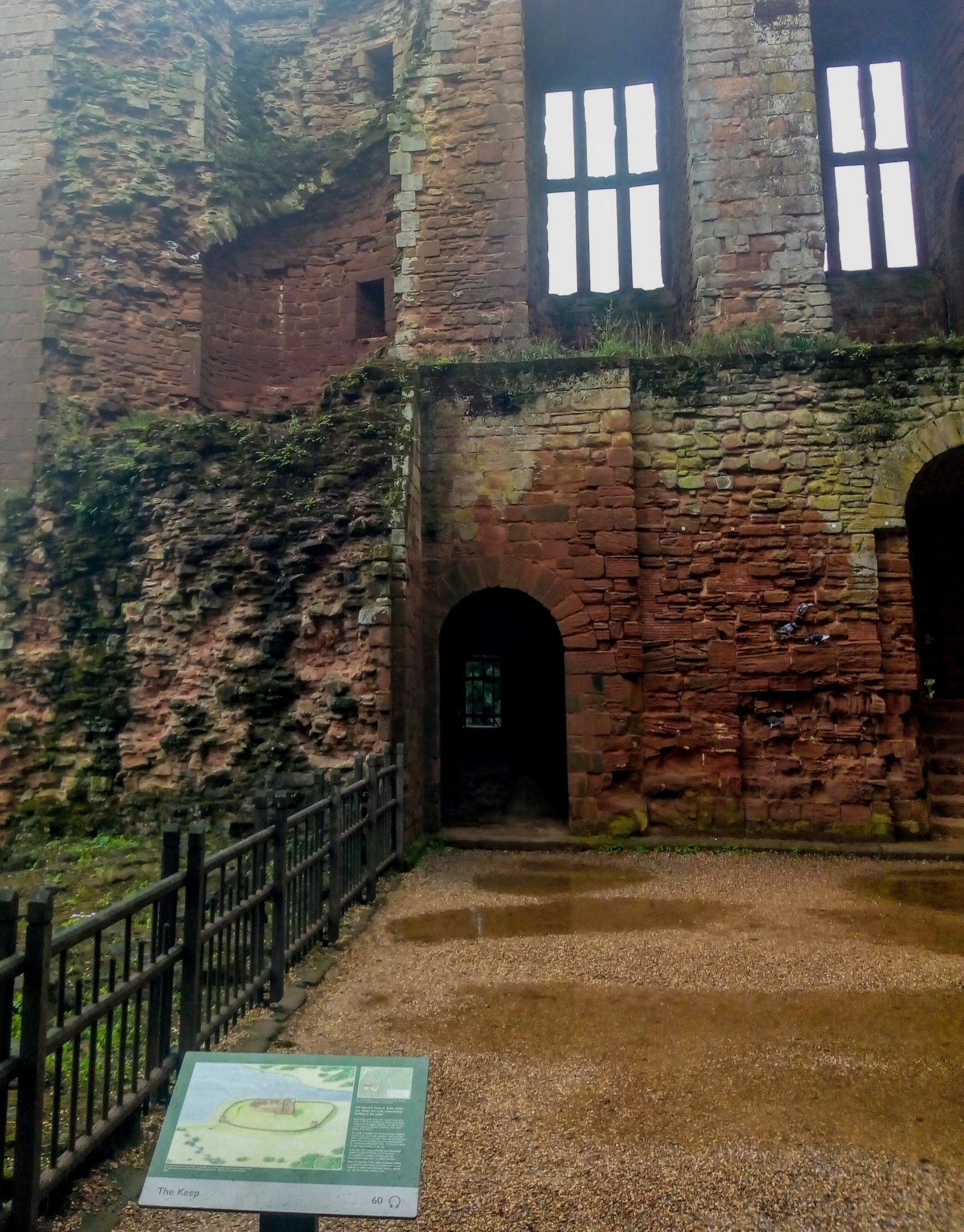 Visiting the magnificent Kenilworth Castle