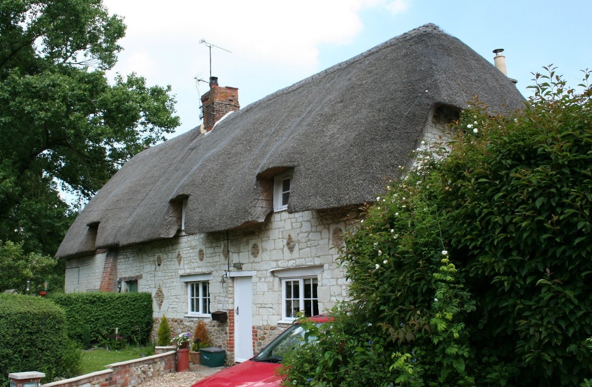 Thatched cottage 