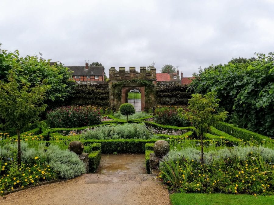 Visiting the magnificent Kenilworth Castle