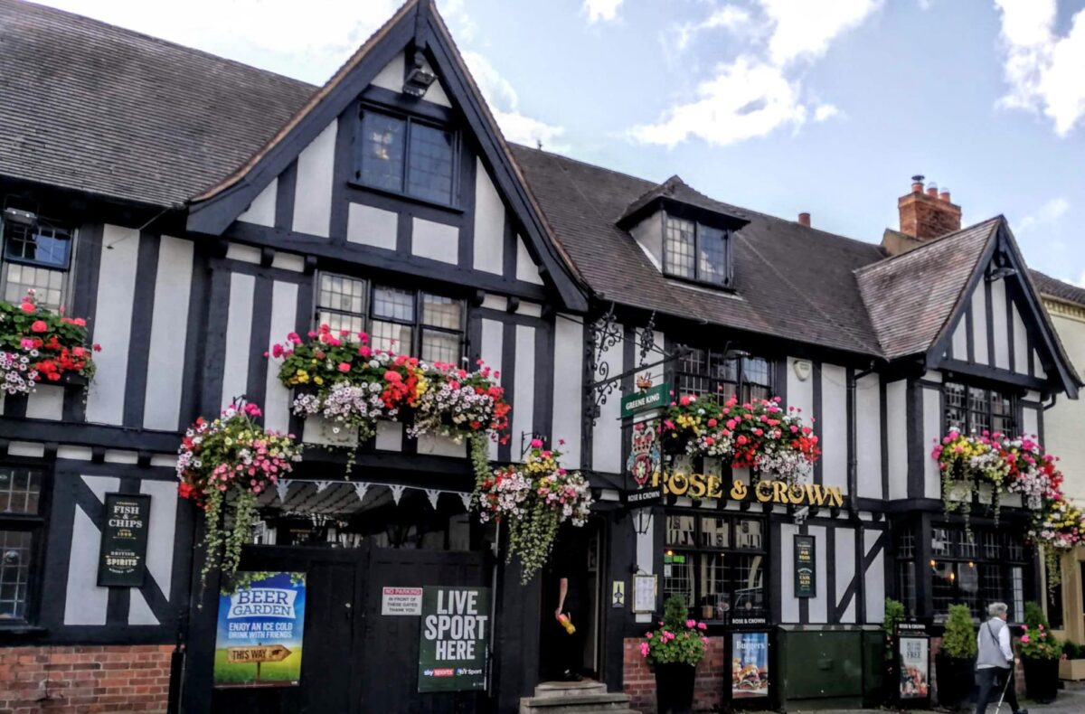 The half-timbered Rose and Crown pub in things to do in Stratford upon Avon