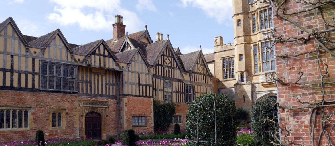 26 Places to visit in Warwickshire