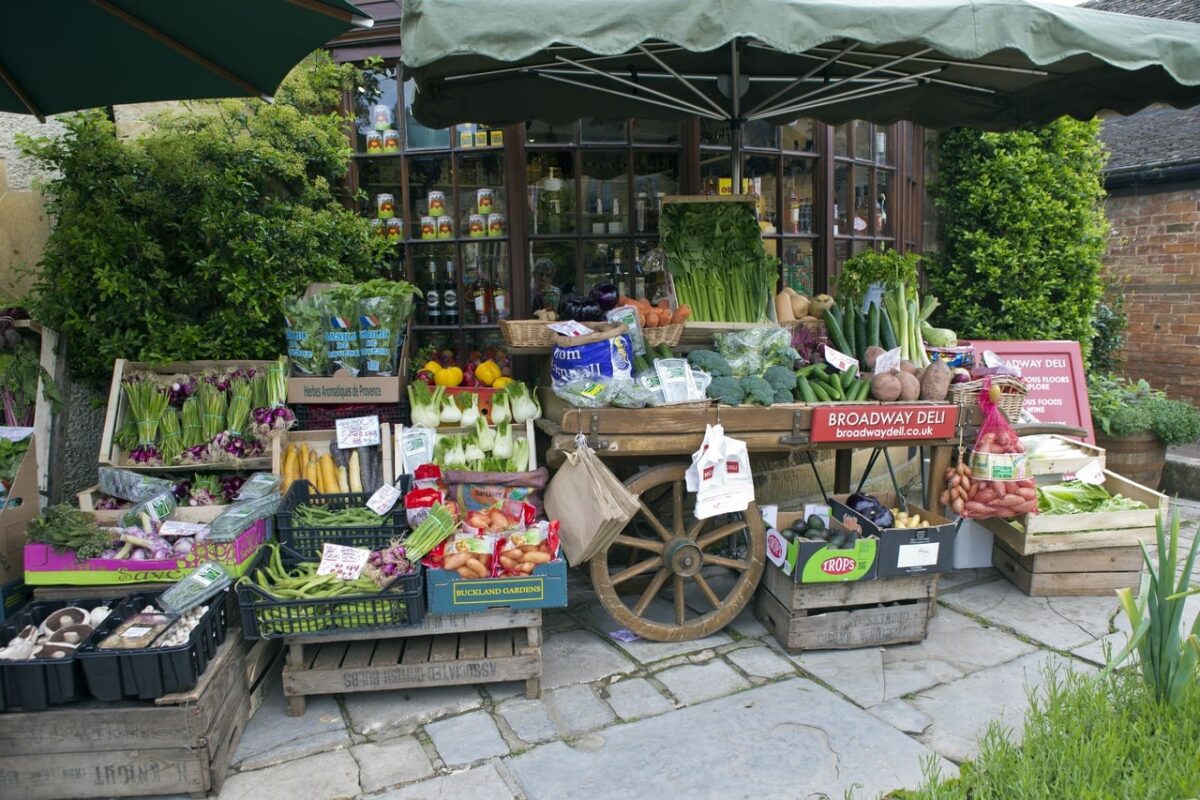 17 Fabulous food street markets in London