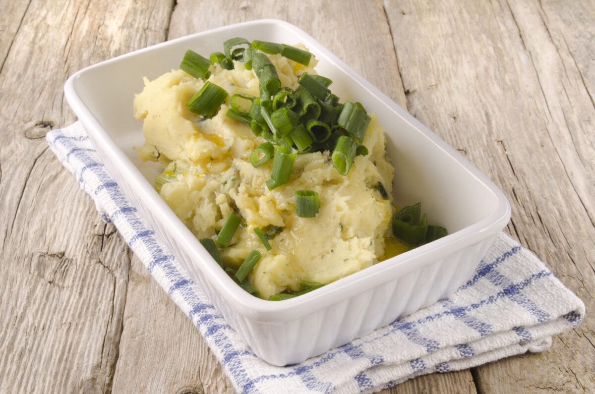 champ, traditional dish of mashed potatoes and spring onions