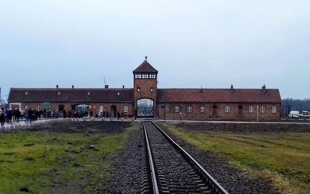 A soul-disturbing Visit to Auschwitz from Krakow