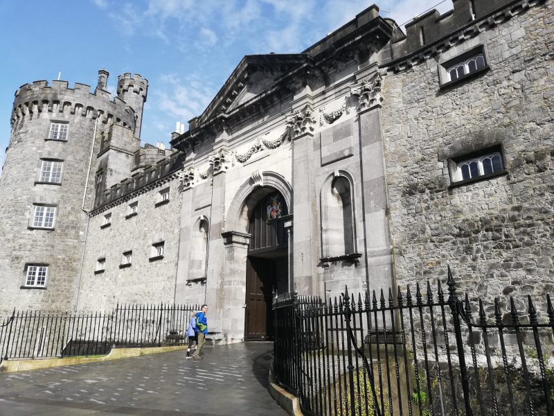 The entrance to Kilkenny castle with its large arch for horses and carriages to pass through