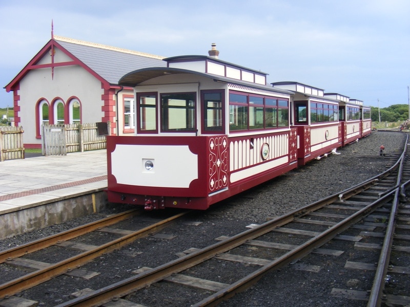 Giant's Causeway Railway Park which goes from just outside Bushmills village. The journey takes 20 minutes on the old Giant's Causeway Tram. 