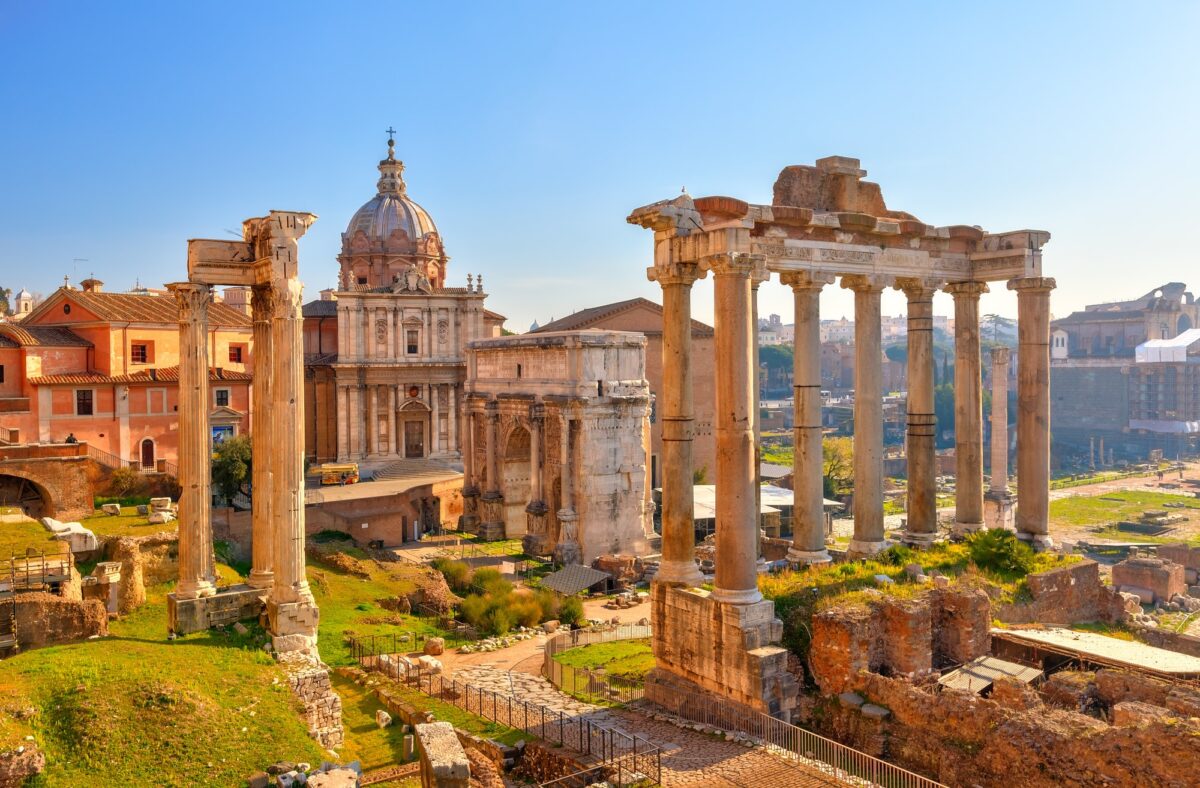 Pros and Cons of moving to Italy the ultimate guide