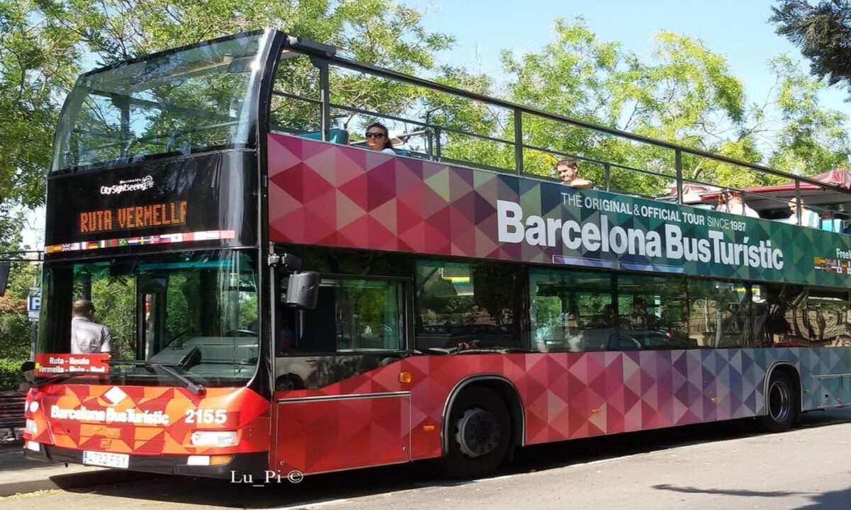 Hop on Hop off bus in Barcelona