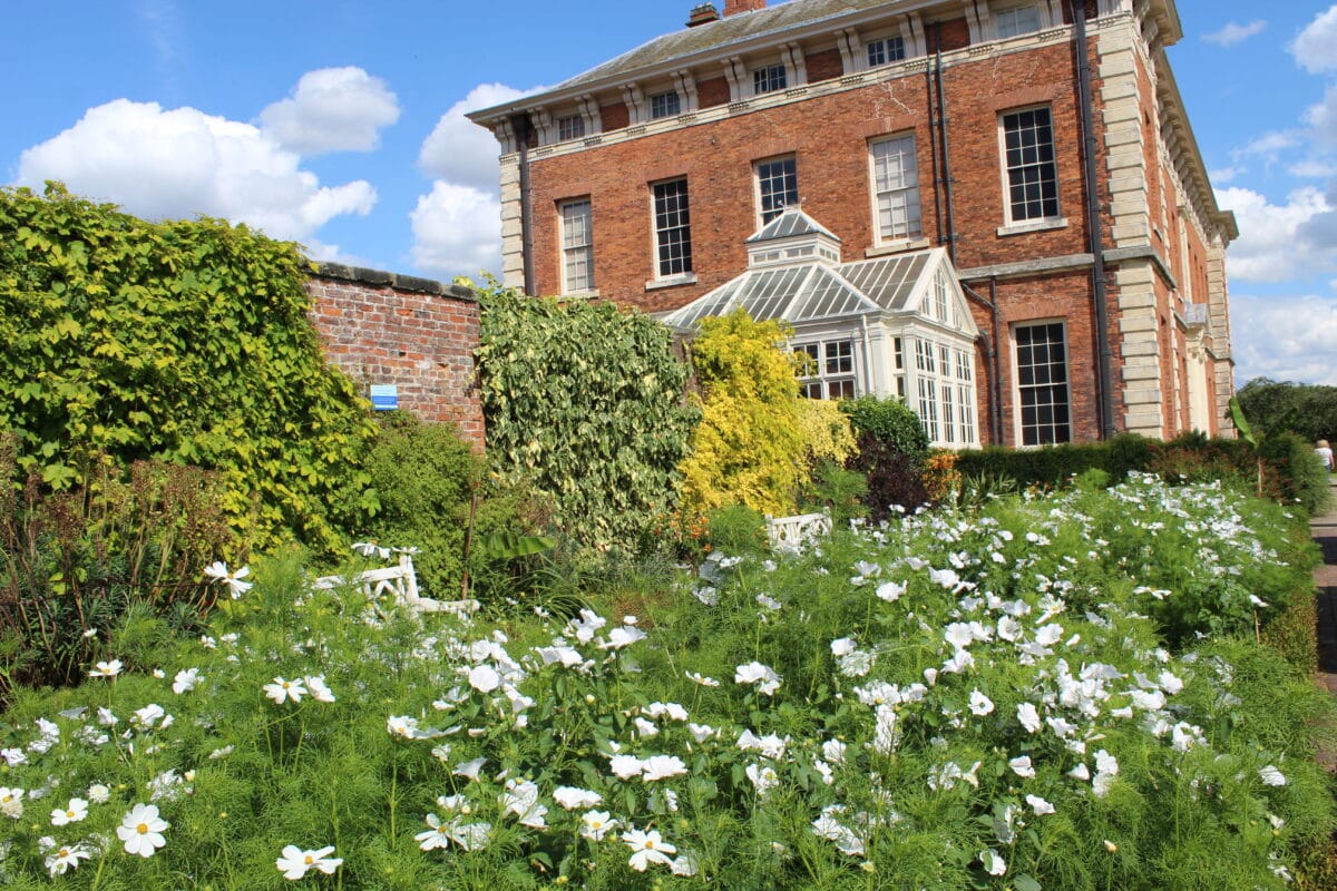 23 Stunning English Manor Houses