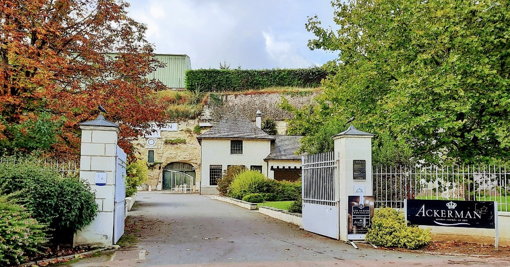 What to see in Saumur France: the pearl of the Anjou