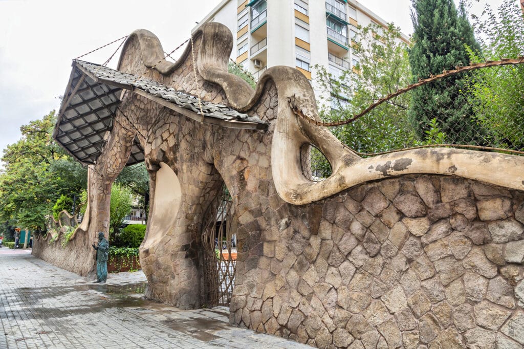 23 Places to find Gaudi in Barcelona