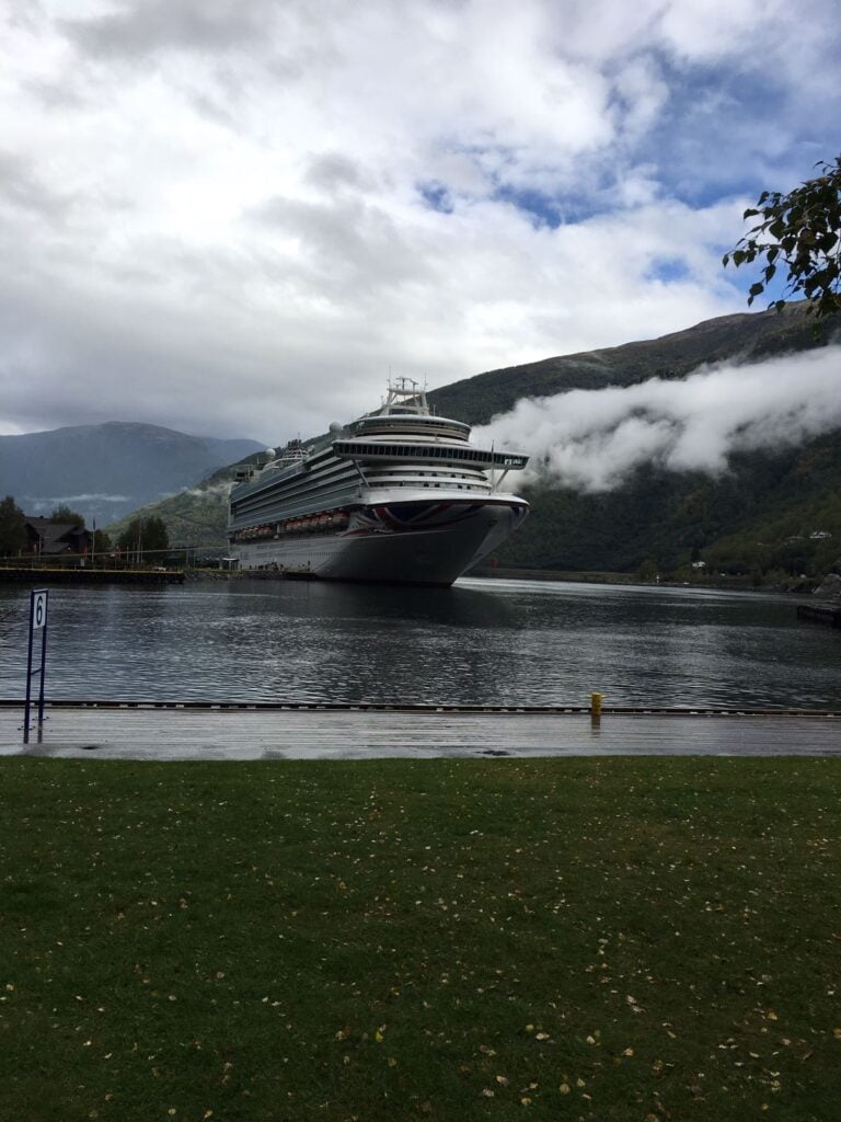 The Best guide to a P&O Norwegian Fjords cruise