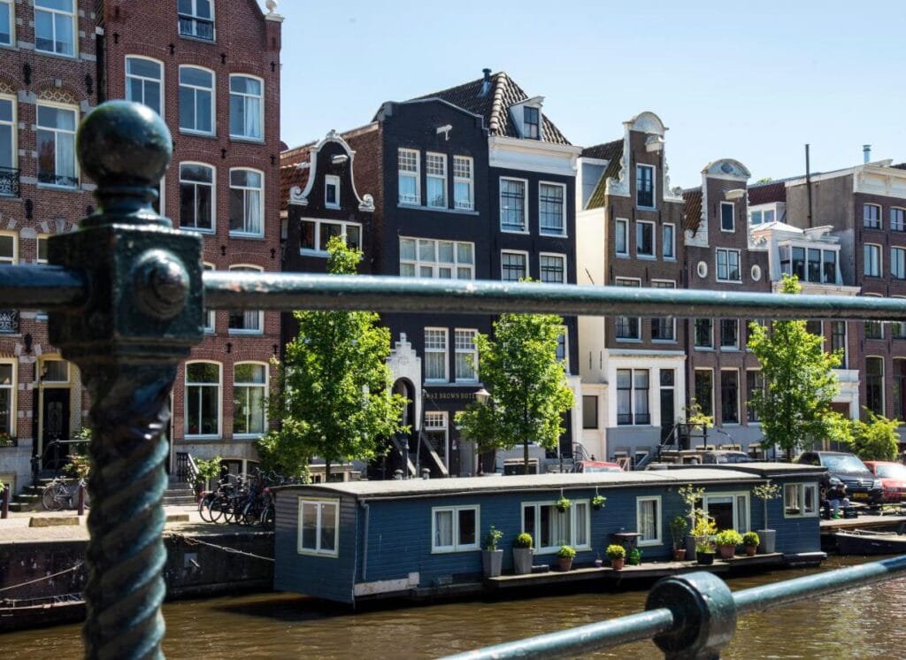 Travel tips for visiting Amsterdam: essential travel tips