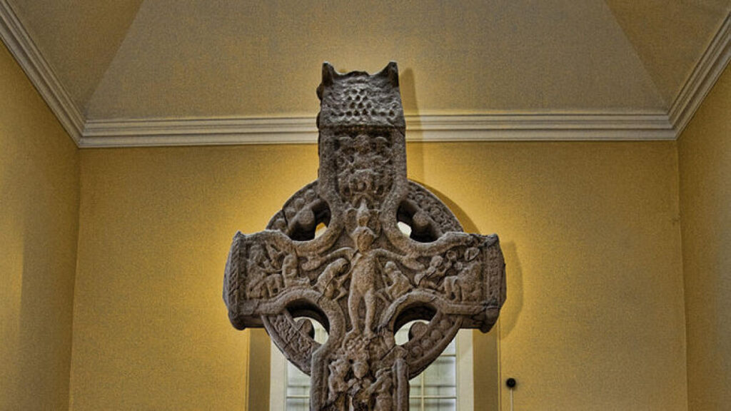 Irish Celtic Crosses– 16 Important Celtic Cross sites in Ireland