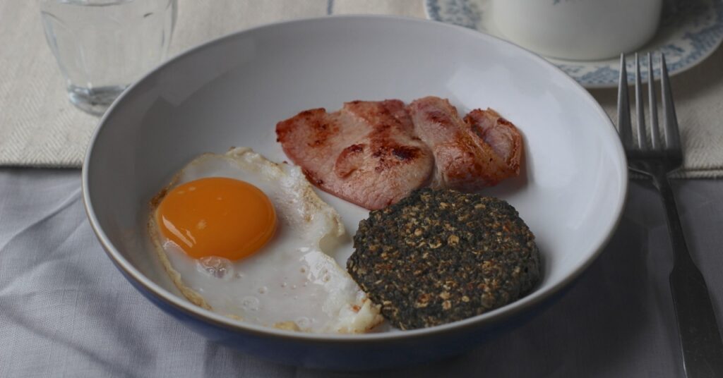 Traditional Irish Breakfast: what is a full Irish breakfast?