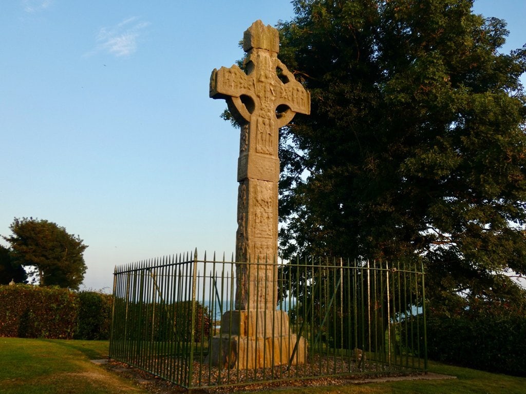 Irish Celtic Crosses– 16 Important Celtic Cross sites in Ireland