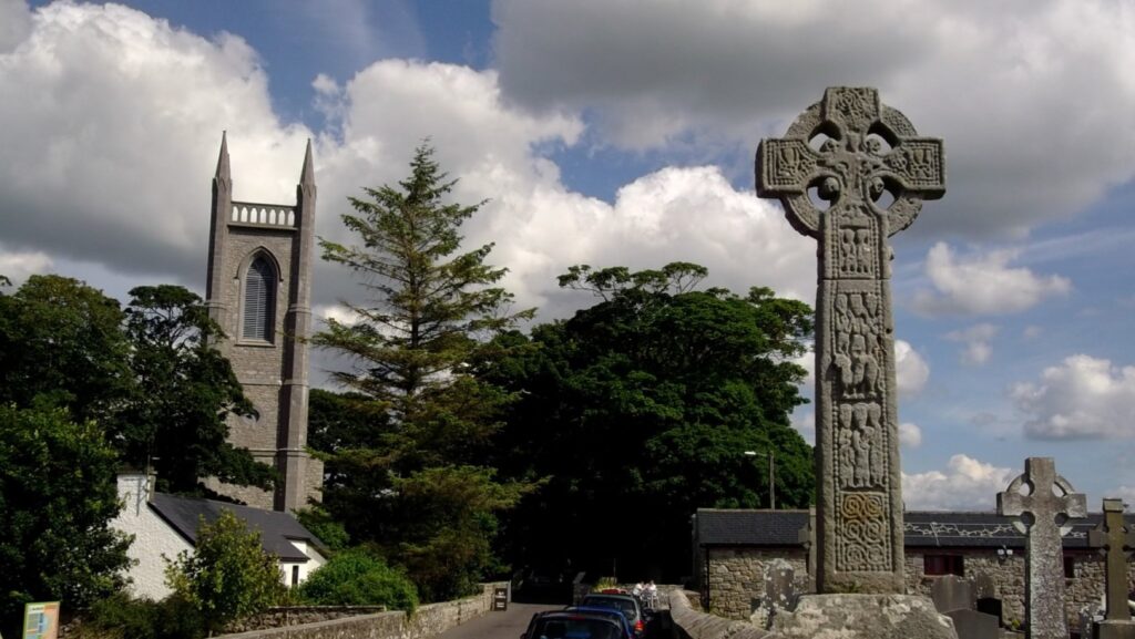 Irish Celtic Crosses– 16 Important Celtic Cross sites in Ireland