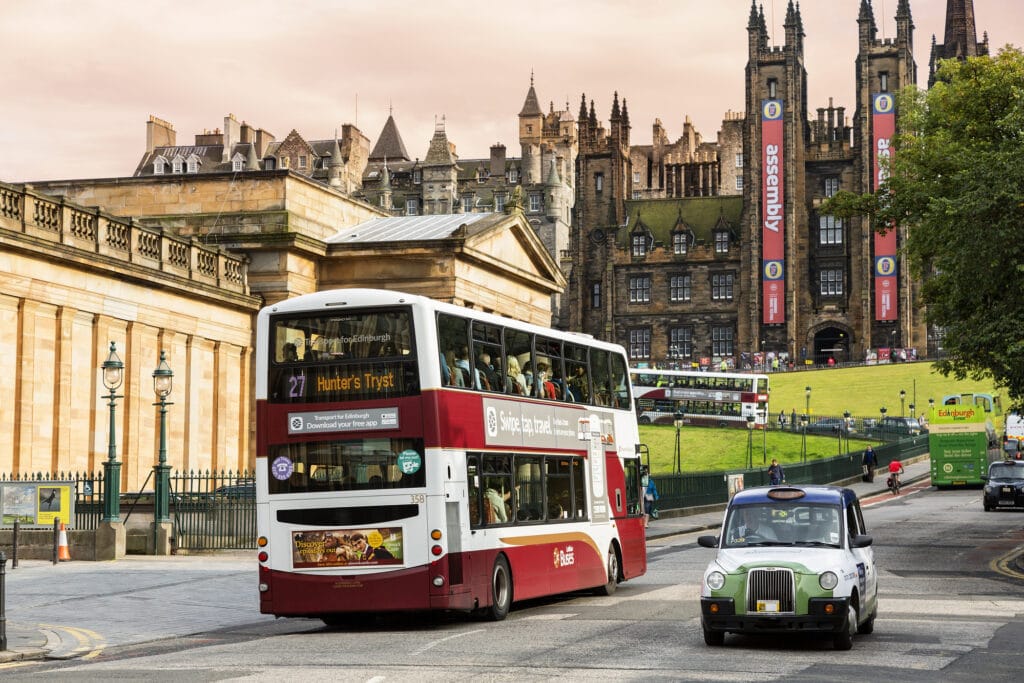 21 Top Attractions in Edinburgh: Historic Heart of Scotland