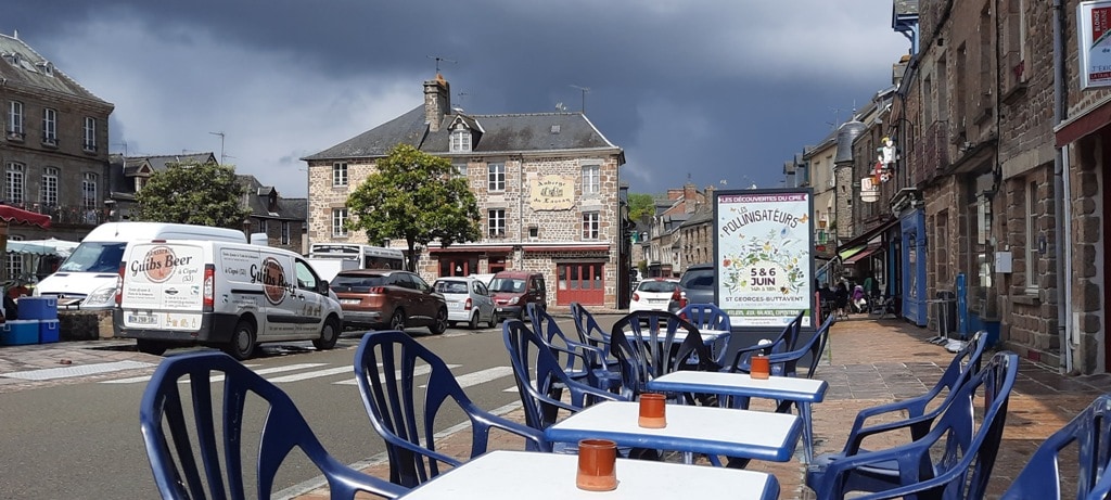 Lassay-les-Châteaux a charming Petites Cités de Caractère