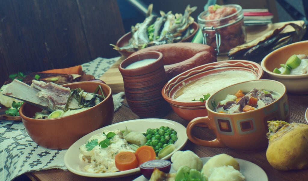 148 National Dishes around the world