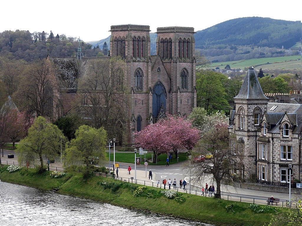 The 13 most Interesting Things to do in Inverness, Scotland