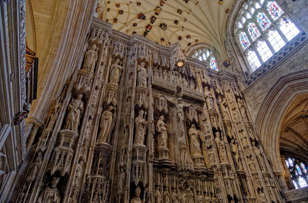 21 Best Magnificent Cathedrals in England