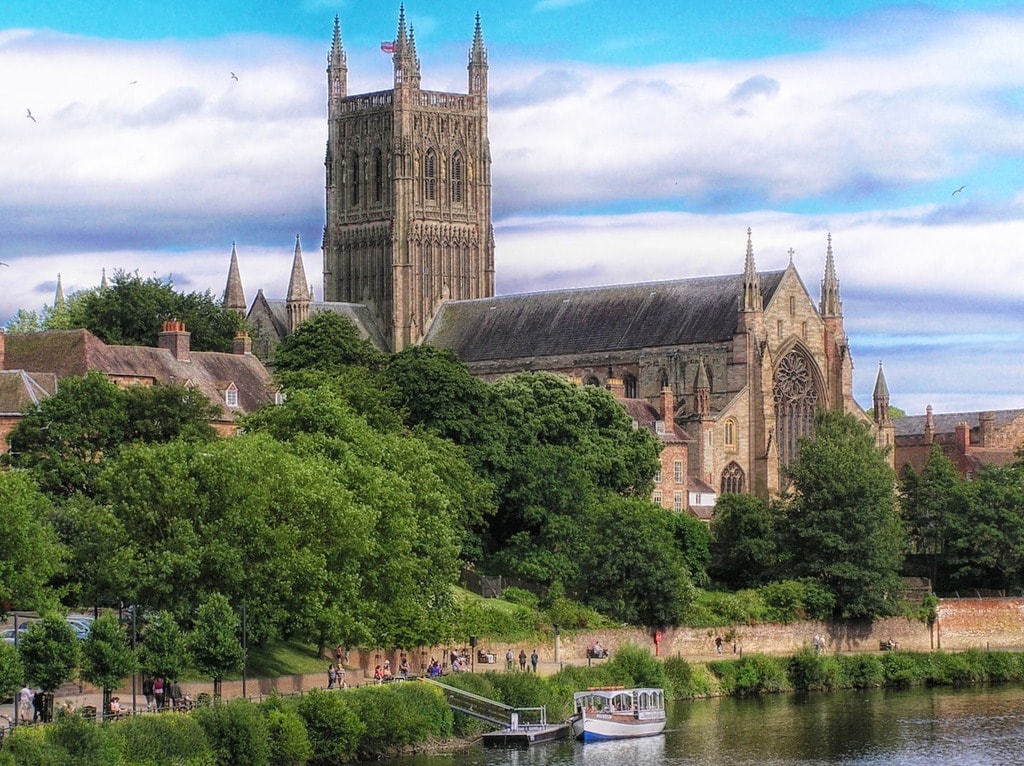 36 Things to know about the UK before you visit
