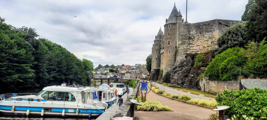 View of Josselin Castle from the Nantes canal
