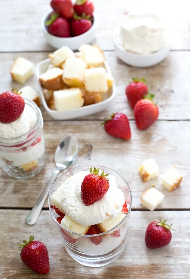 45 Great British Desserts with recipes