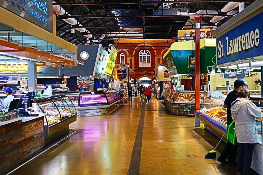 St.-Lawrence-MArket-Toronto