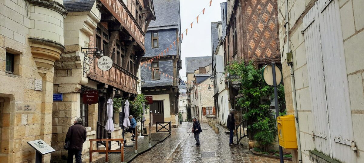 The medieval houses of Chinon