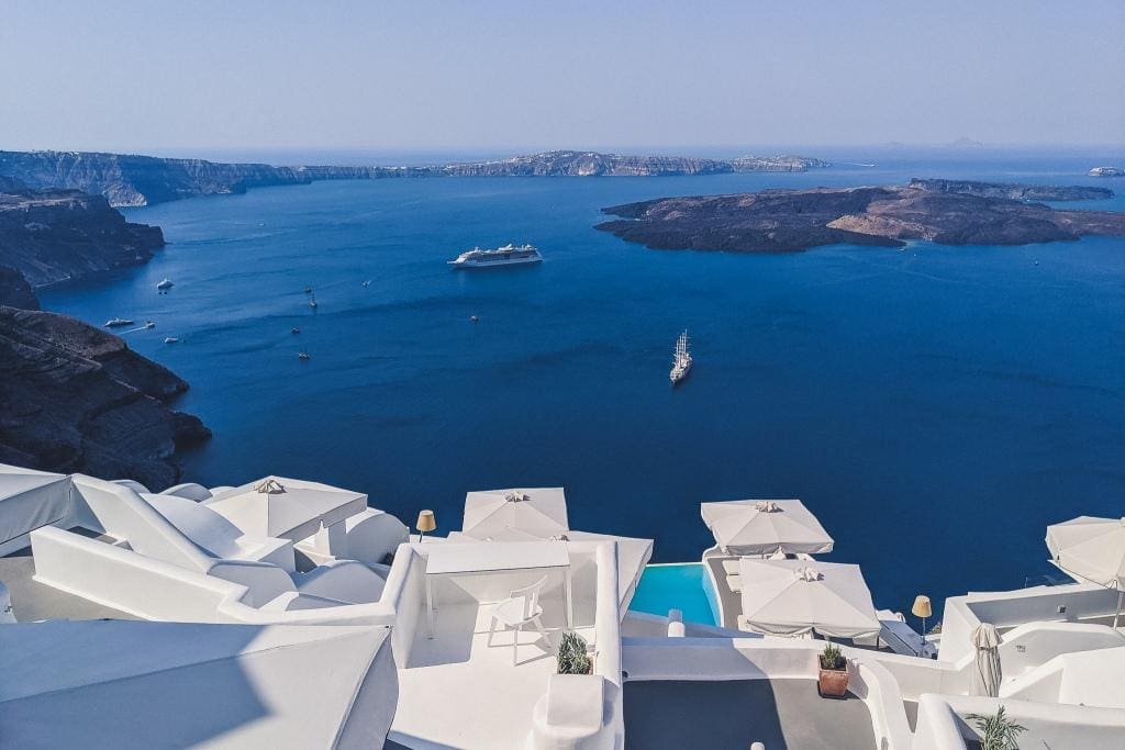 3 Days in Santorini Itinerary: A Bewitching Greek Island