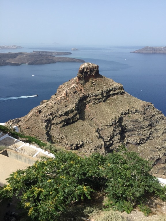3 Days in Santorini Itinerary: A bewitching Greek Island