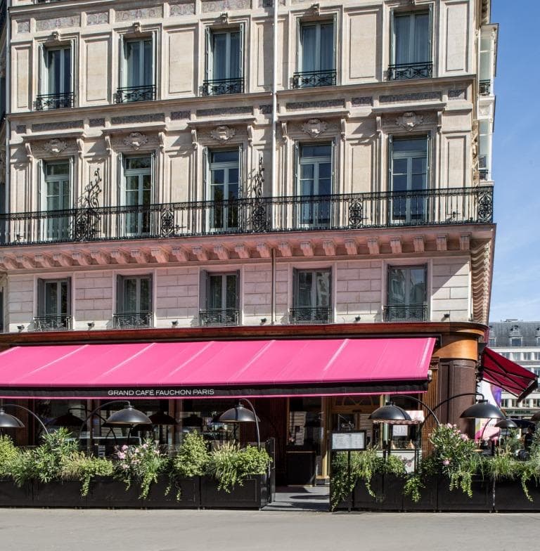 The history of Macarons and where to buy them in Paris
