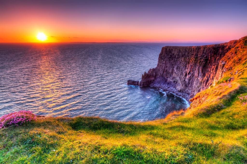 The Ultimate Guide to Visiting the Cliffs of Moher in Ireland