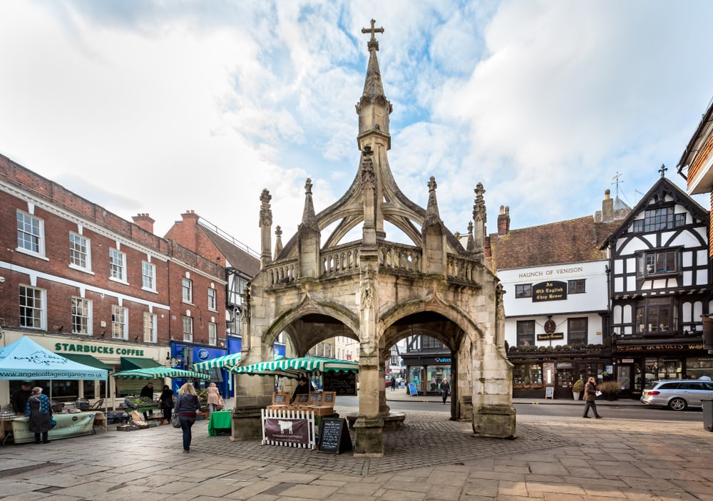 Salisbury to Stonehenge: visit Salisbury and tour Stonehenge